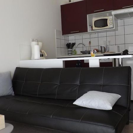 Appartement T2 ,Parking Prive,Terrasse, 10 Mns A Pieds De La Cite Corsaire Et Ses Plages Saint-Malo Exteriör bild